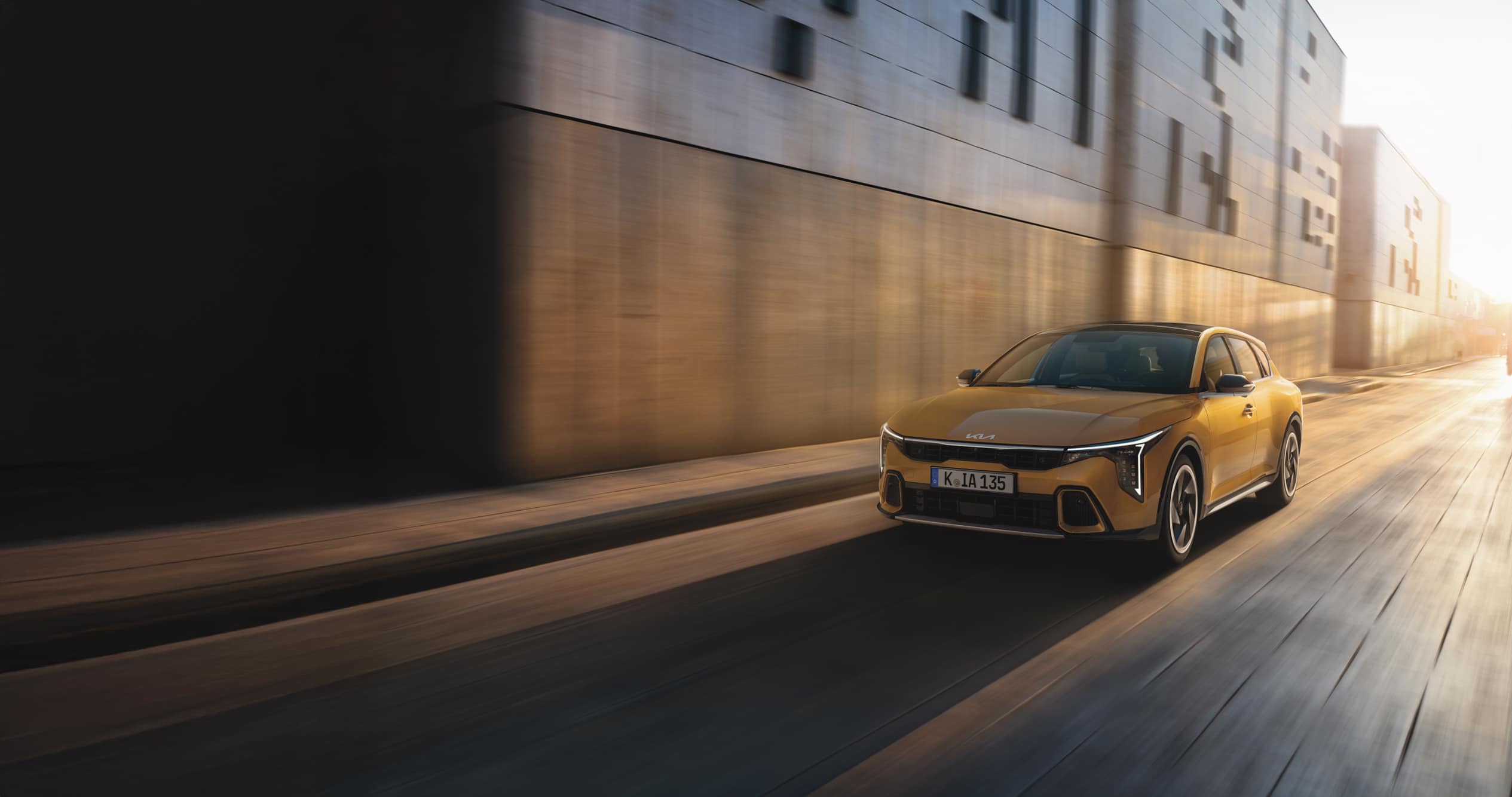 Kia K4 nouveau modèle Hybride et essence disponible chez Incar Motor